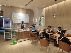 -奈雪的茶(湖滨银泰in77C区PRO店)