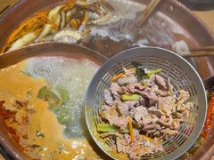 -洱火云南酸菜牛肉火锅(石景山当代商城店)