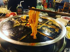 -邓莽子老火锅(中兴路总店)