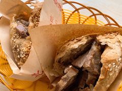 -洪峰浩老北京烧饼夹肉(角门路店)
