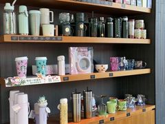 -星巴克(西安曲江银泰店)