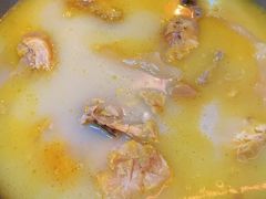 -鲜入围煮花胶鸡海鲜火锅