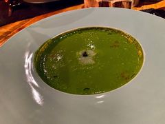 西葫芦瓜汤配扇贝刺身及黑鱼子酱-AZUL by FUEL蓝色·法式酒馆(琶醍店)