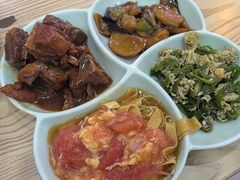 -晓宇盒饭(民安街店)