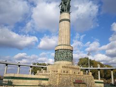 -人民防洪胜利纪念塔