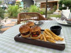 迷你牛肉小汉堡-翠贝卡&Mama Kelly Brunch Coffee(河西店)