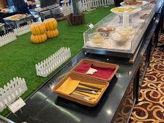 自助取餐区-东方豪景花园酒店·怡景旋转餐厅