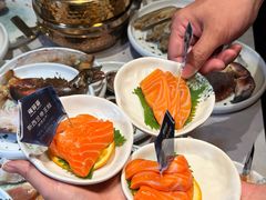 -雍容荟帝王蟹活龙虾展台自助(IFS黑金店)