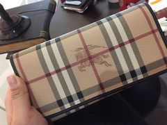 -巴宝莉工厂店/折扣店(工厂店)