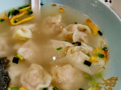 鸡汁小馄饨-光明邨大酒家(淮海路店)