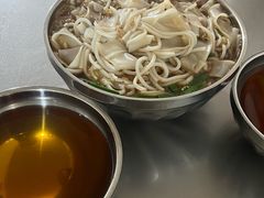 -正宗杨记普洱酸醋米线(总店)