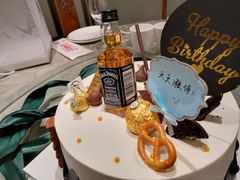 -山与蓝·轻糖鲜果蛋糕(勒泰店)