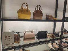 -CHARLES&KEITH(1234space店)