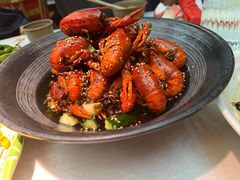 -肥肥虾庄·金牌油焖大虾(沙湖店)