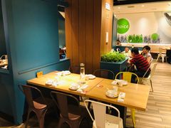 大堂-小鱼小牛·鱼牛干锅·脆鱼火锅(世欧广场店)