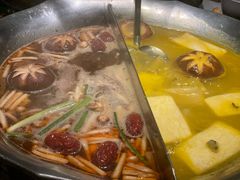 -湊湊火锅·茶憩(打浦桥日月光店)