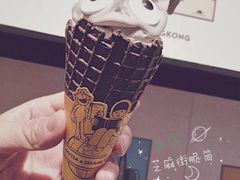 喜茶芝麻街脆筒-喜茶(上海兴业太古汇店)
