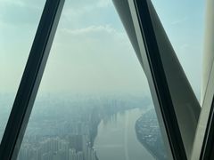 -广州塔卢特斯法国旋转餐厅