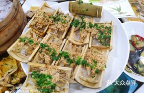 Clam and Vermicelli Stew