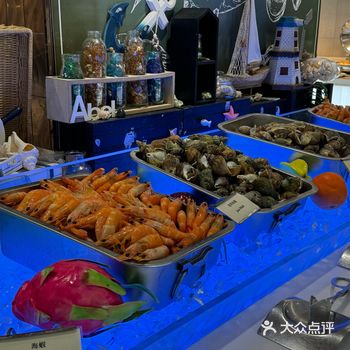 在有品味的老牌酒店享受买一送一超值自助餐