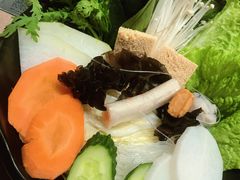 -呷哺呷哺(新世界百货望京店)
