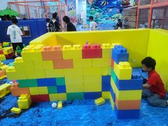 -嘿哟动霸CHUA·新潮玩运动娱乐中心·蹦床滑冰团建乐园