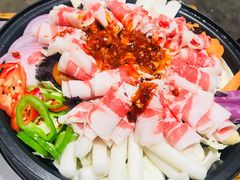 春川芝士铁板肥牛鸡-韩见·韩式拌饭·炸鸡(石厦店)
