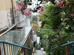 -彳亍咖啡·这里(水湾路店)