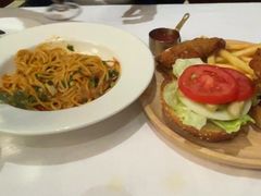 -龙虾酒吧扒房(宁波香格里拉店)