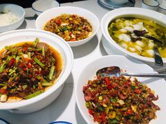 能喝汤的酸菜鱼-兰湘子·湘菜小炒(济南领秀城店)