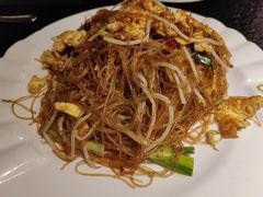 -河畔春天时尚餐厅