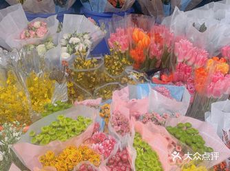 花花世界,同一个市场,差价挺大的