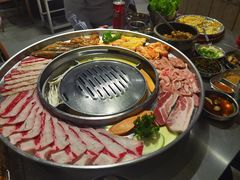 -哈哈碳都·牛肋条无限自助烤肉(台江万达店)