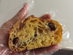 贝贝南瓜板栗洛代夫-PAOPAO Bakery&Café(港汇店)