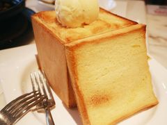 -港丽餐厅(高德置地店)