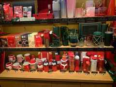 -星巴克臻选(莘庄仲盛店)