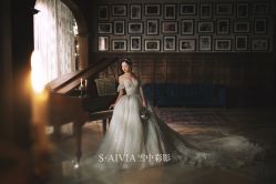 -雪中彩影婚纱摄影·微光艺术中心