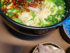 -臻老板牛肉面(光华路SOHO店)
