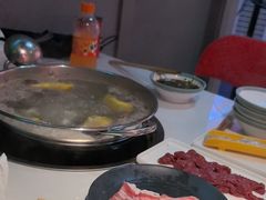 -潮牛岛·潮汕鲜切牛肉自助火锅(无锡首店)