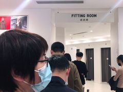 -优衣库(青岛伟东乐客城店)