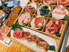 -青瓦炭韩潮烤肉(花园道店)