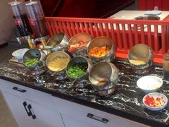 -何师傅美蛙鱼头(汉街店)