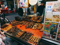-六合夜市