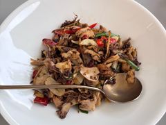 -一坐一忘云南菜(嘉里中心店)