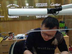 -亨得利名表服务中心(上海湾店)