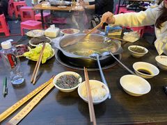 -储奇门鳝鱼火锅(总店)