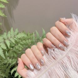 -LR HOUSE美甲美睫