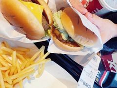 双层星级厚作和牛堡餐-肯德基(大成店)