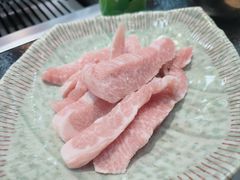 -臻牛烤肉