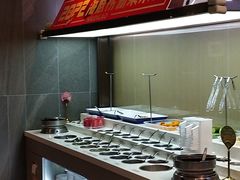 -海底捞火锅(长宁路龙之梦店)